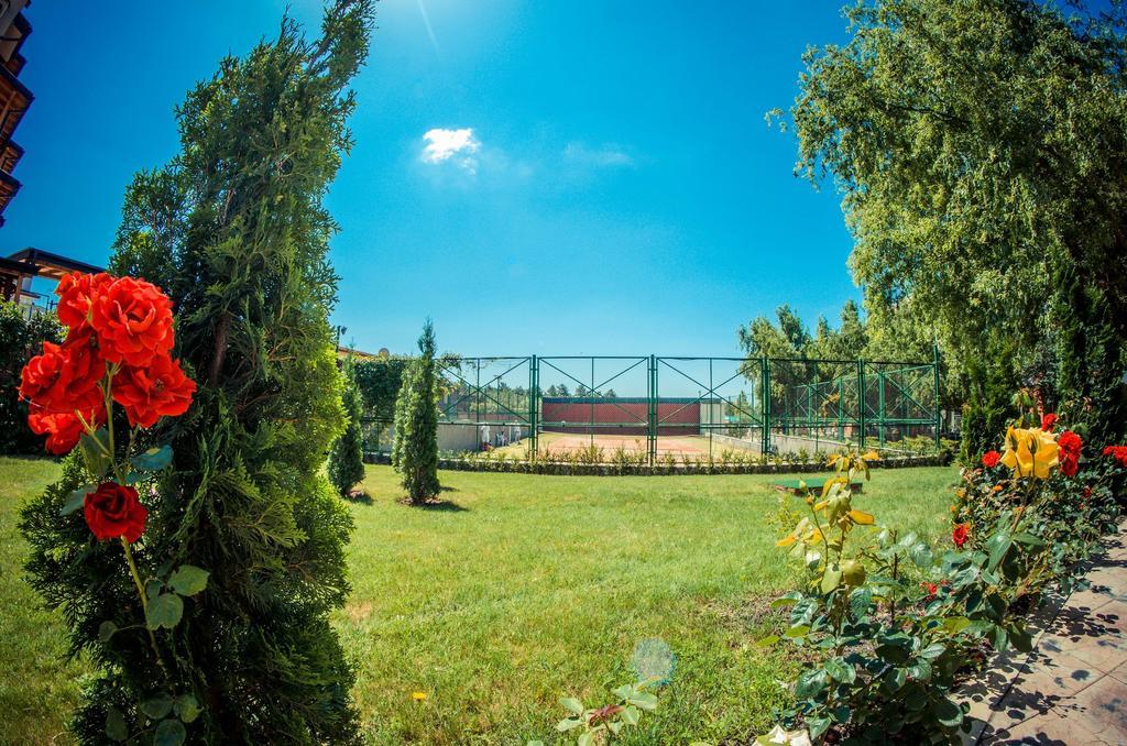 סאני ביץ' Gt Green Fort Beach Apartments מראה חיצוני תמונה