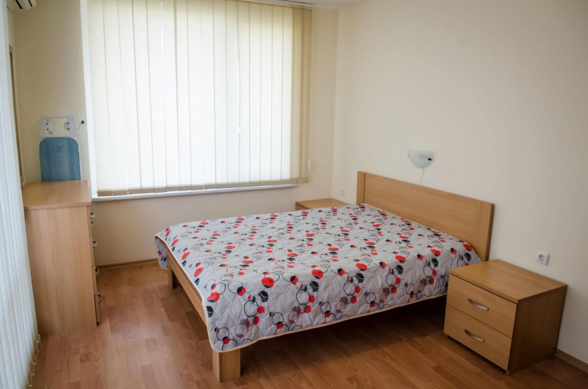 סאני ביץ' Gt Green Fort Beach Apartments מראה חיצוני תמונה