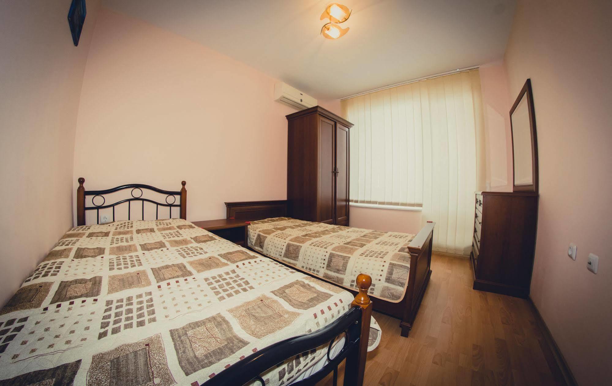 סאני ביץ' Gt Green Fort Beach Apartments מראה חיצוני תמונה
