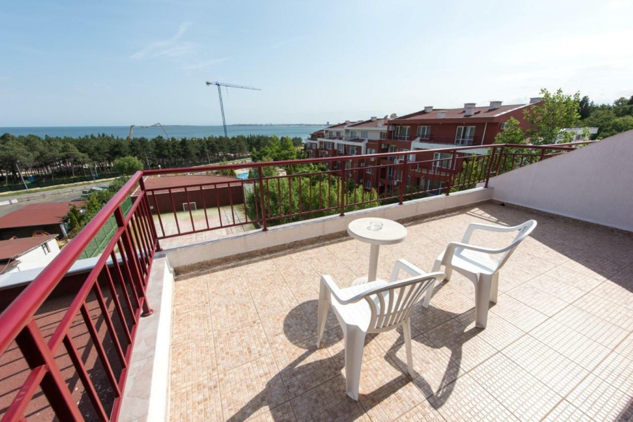 סאני ביץ' Gt Green Fort Beach Apartments מראה חיצוני תמונה